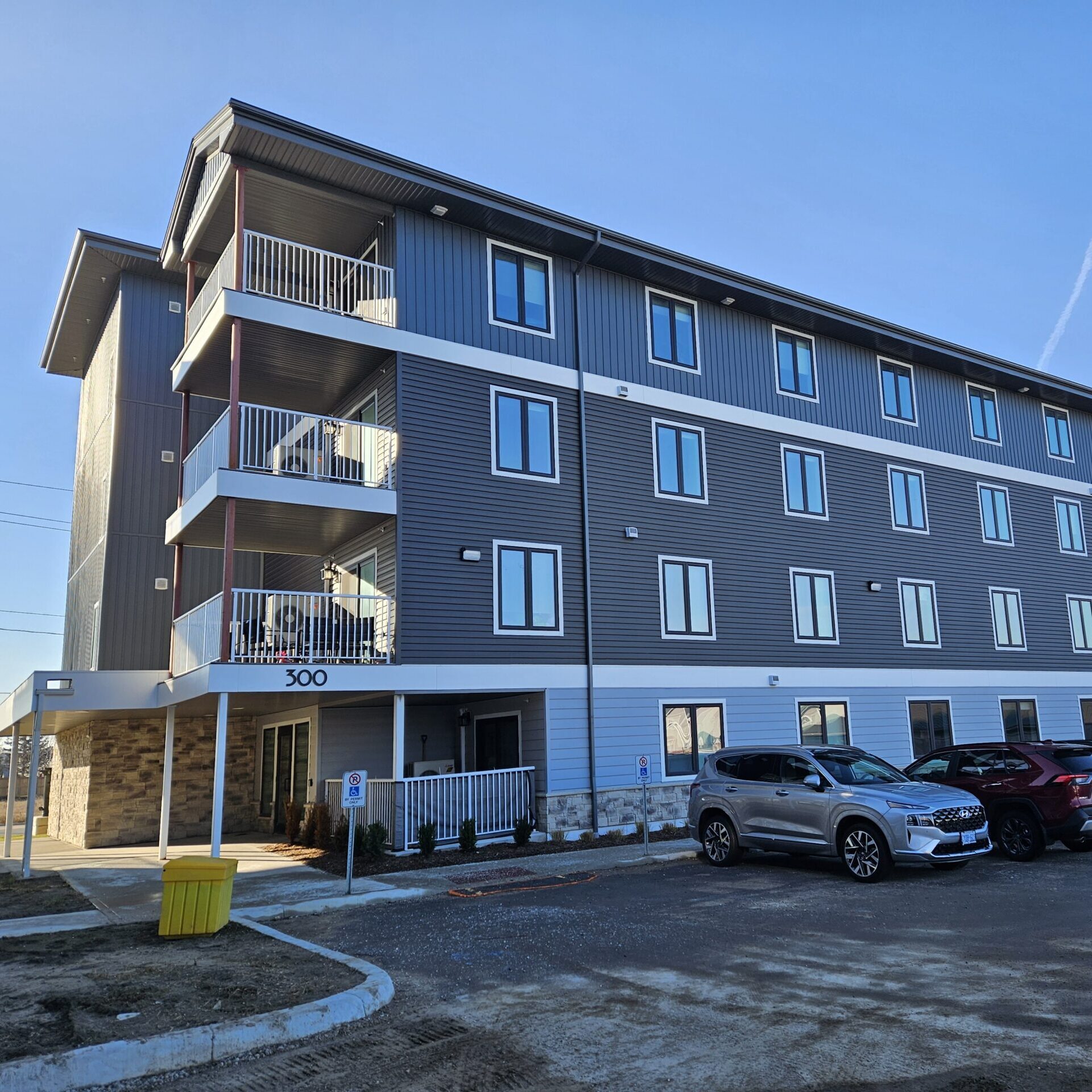 Apartment Building - Med Rise - Manor Phase-1 - St. Thomas, ON