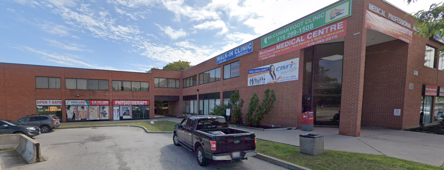 Medical Centre - McCown Medical Walk-in Clinic - Scarborough, ON